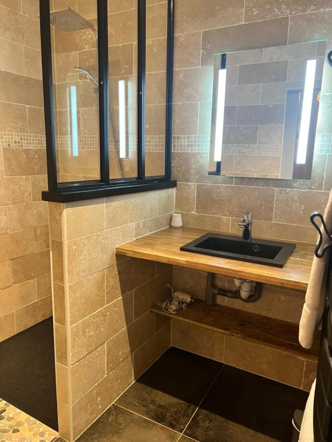 Apartamento Le Saint Symphorien, Parking Gratuit Privee Vannes Exterior foto
